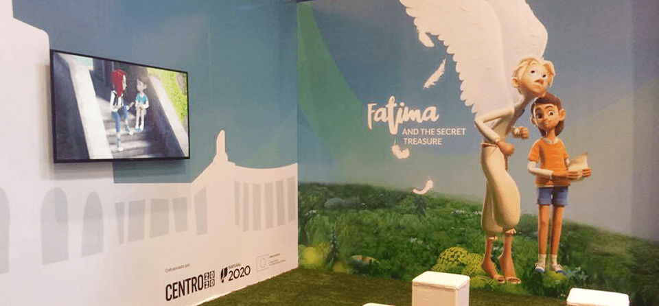 Interior do Stand Personalizado Fatima and the Secret Treasure