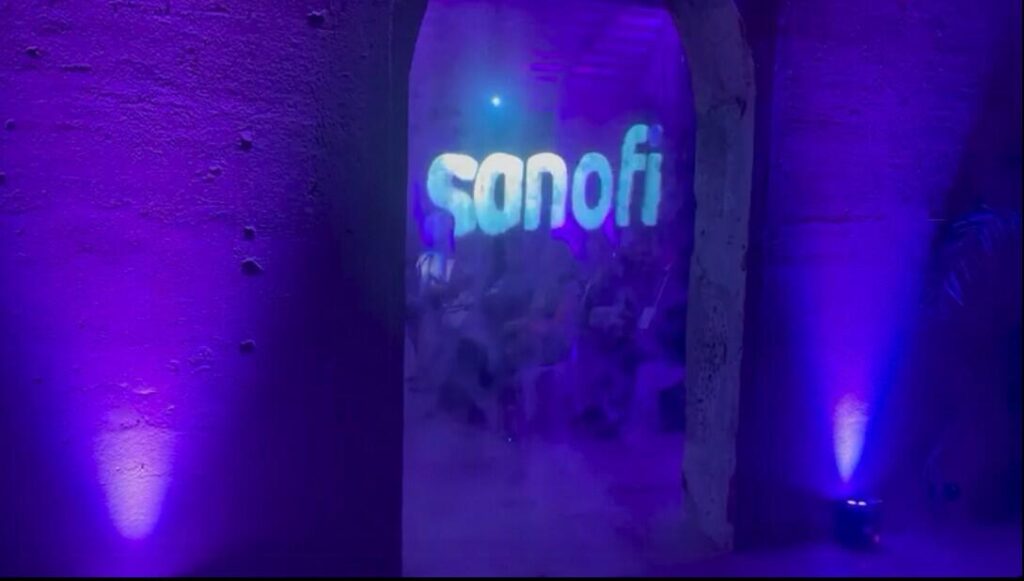 Ecrã Holograma Vapor de água Sanofi