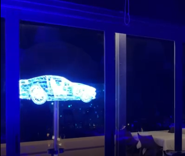 Holograma Suspenso - lançamento EQS SUV